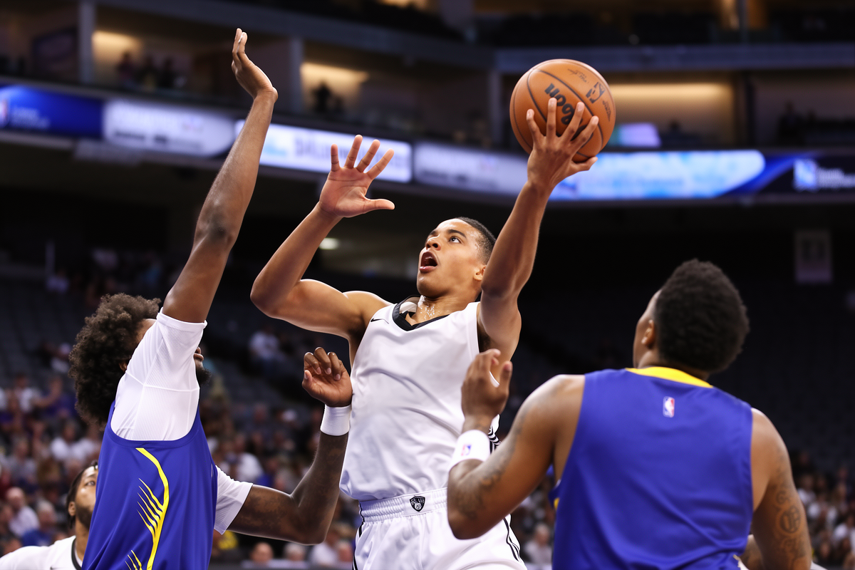 安博体育官网 - 路易斯维尔新星米卡尔·布朗 Jr.：夏季联赛首秀绽放 NBA 梦想 - 安博体育平台